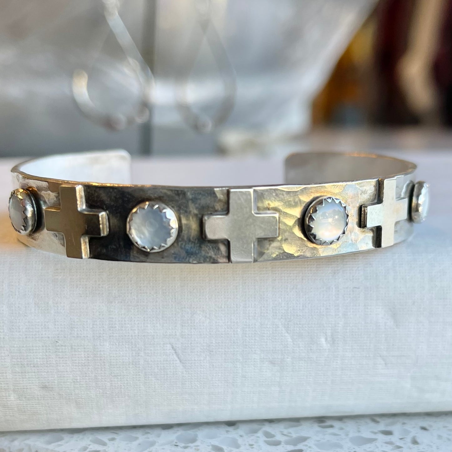 10mm 3 Cross with Mother of Pearl Cuff Cuffs Richard Schmidt