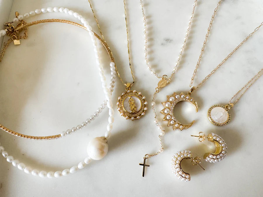 Pearl Rosary with Virgin Mary