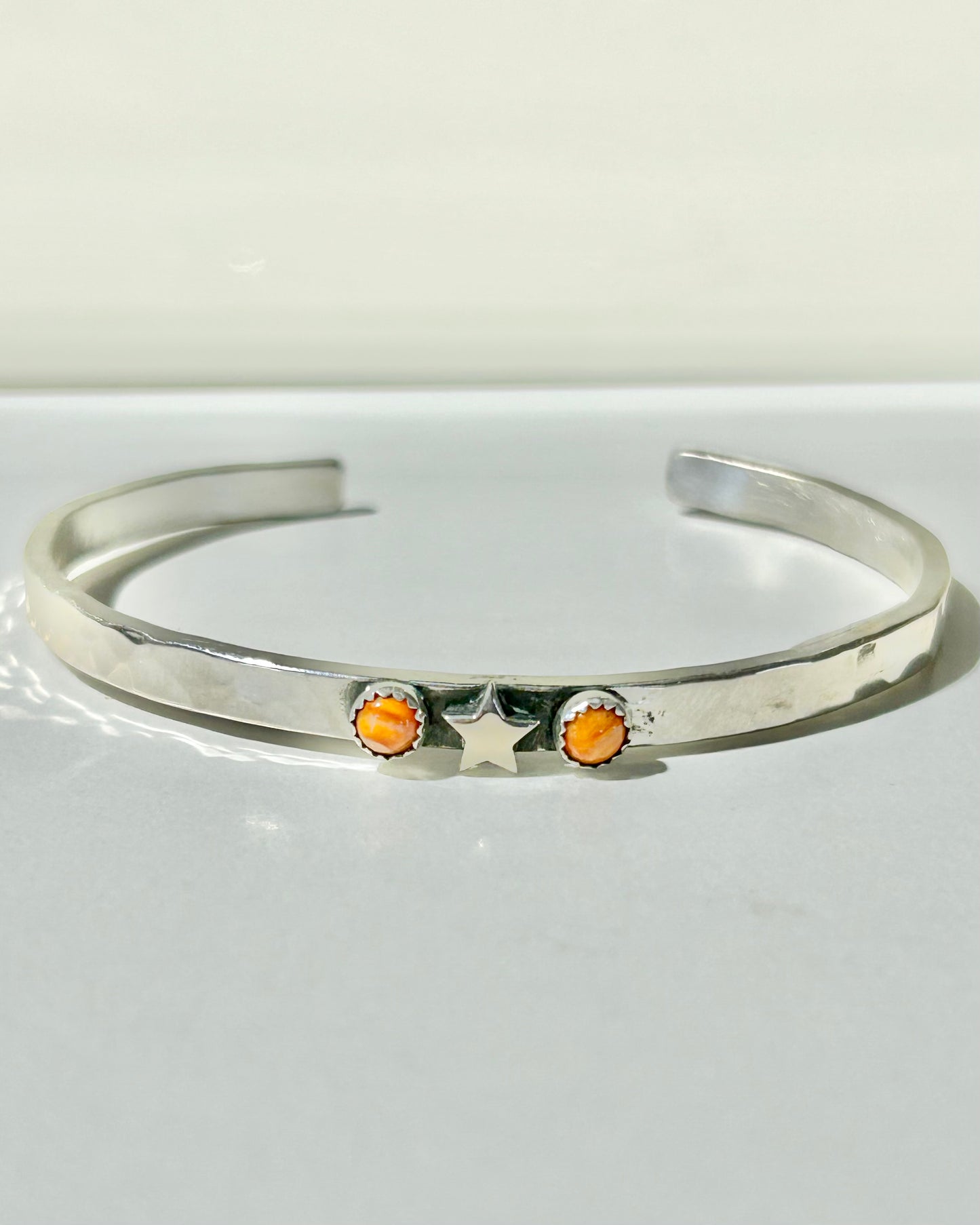4mm Star with Spiney Oyster Cuff Cuffs Richard Schmidt