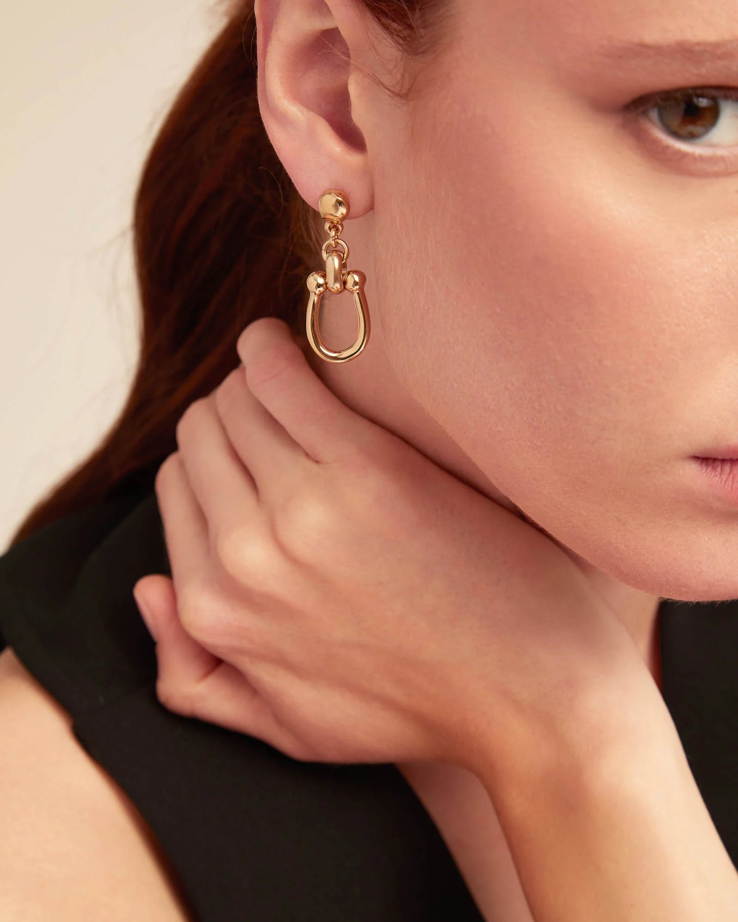 18K Gold-Plated with 1 Medium Sized Link Earrings EARRINGS Uno de 50