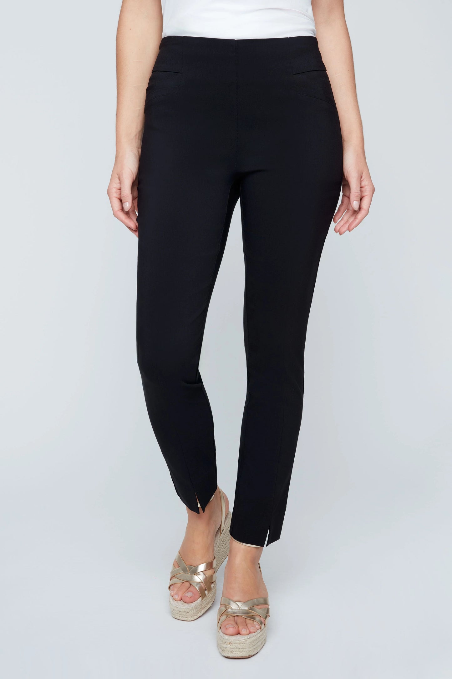Stretch Pull-On Slim-Ankle Pants - Black