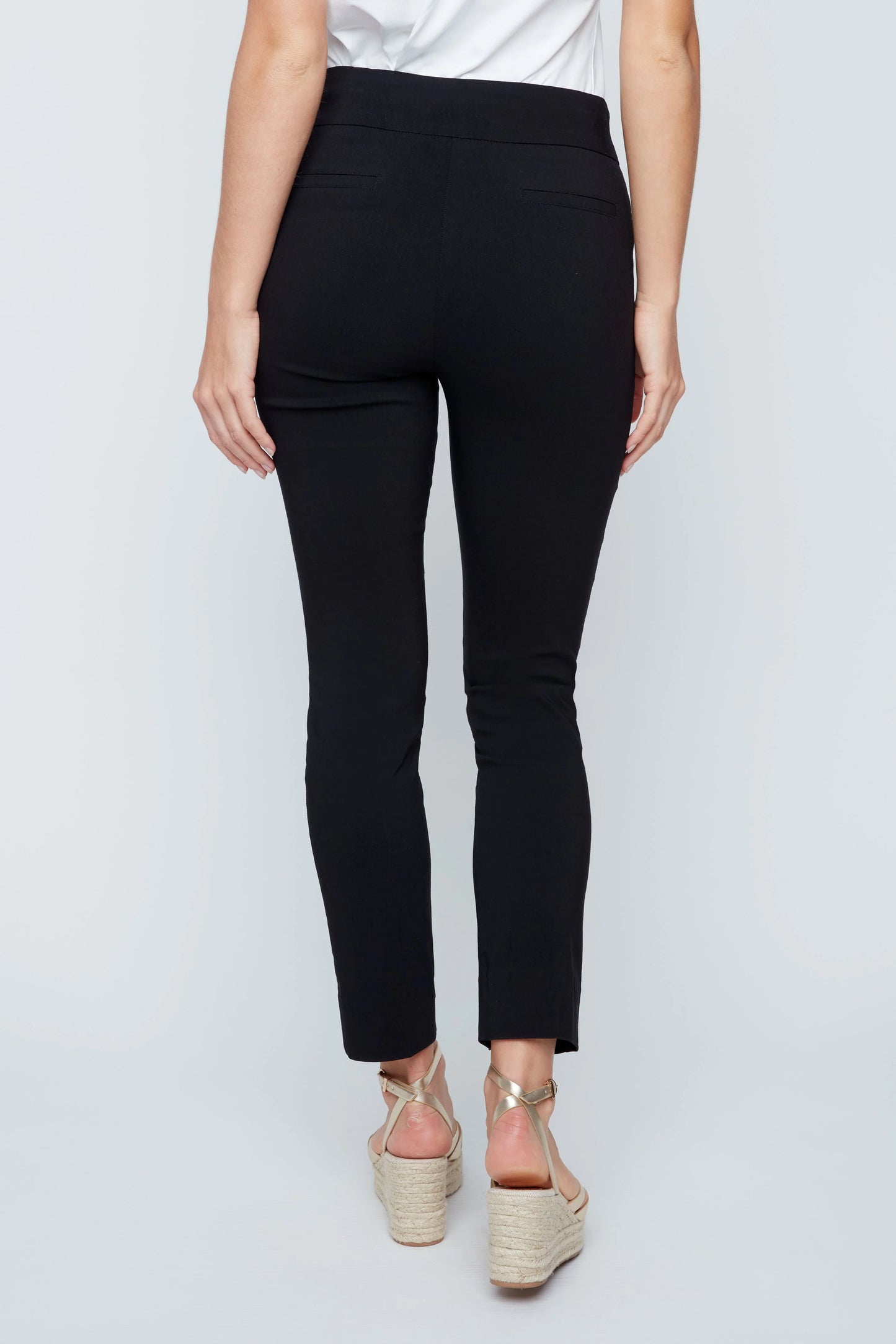 Stretch Pull-On Slim-Ankle Pants - Black
