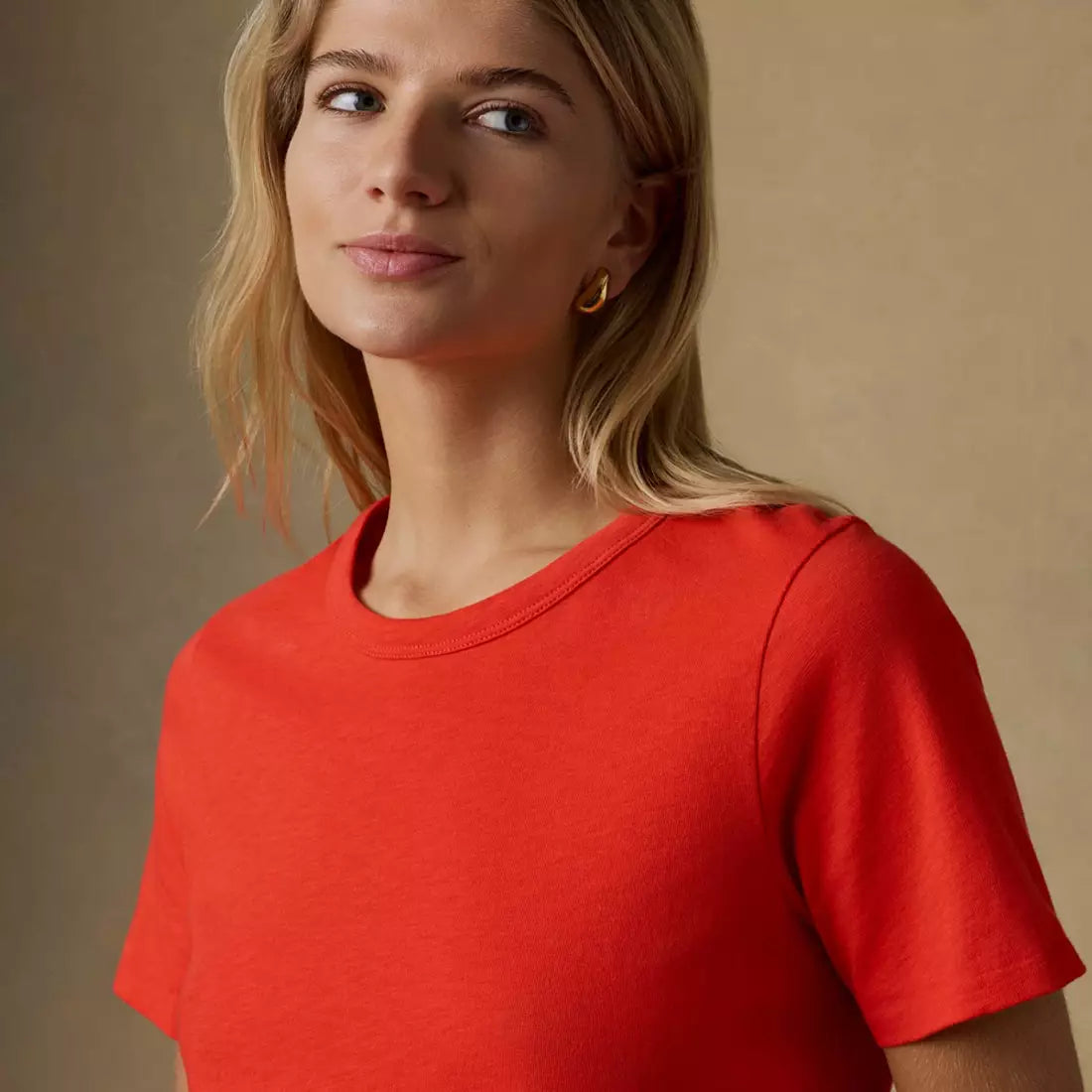 Sunwashed Essential Tee - Poppy Red