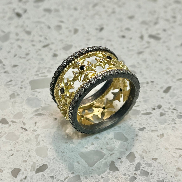 Yellow Gold and Blackened Open Maltese Cross Band
